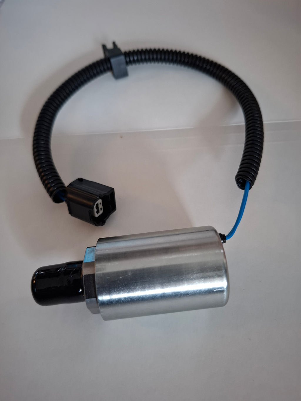 Power Steering Booster Pump Solenoid Valve Fit for Qashqai Trail Bluebird Sylphy TeanaTiida For teana